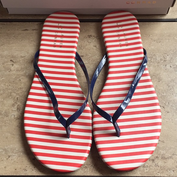 LC Lauren Conrad Red White & Blue Flip Flops - Picture 3 of 4